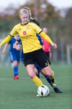 Bild 206 - F SSC Hagen Ahrensburg - SV Frisia 03 Risum-Lindholm : Ergebnis: 2:0